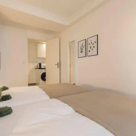 Lovelystay - Monte Agudo Viewpoint Hideaway Apartment Lisbon