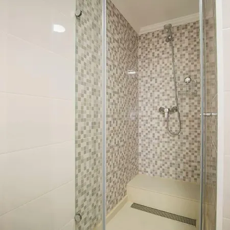 Lovelystay - Monte Agudo Viewpoint Hideaway * Lisbon